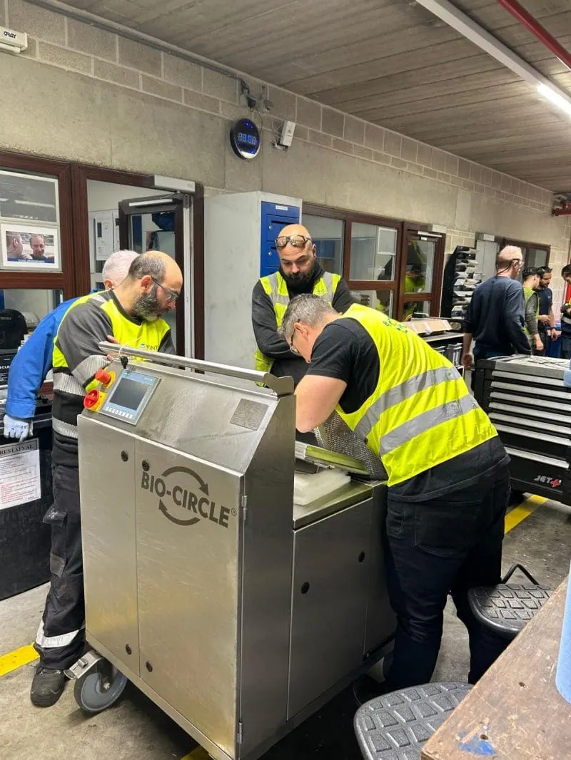 Dyka Plastics vervangt citroenzuur door de RWR 80 L KST en Power Cleaner 400